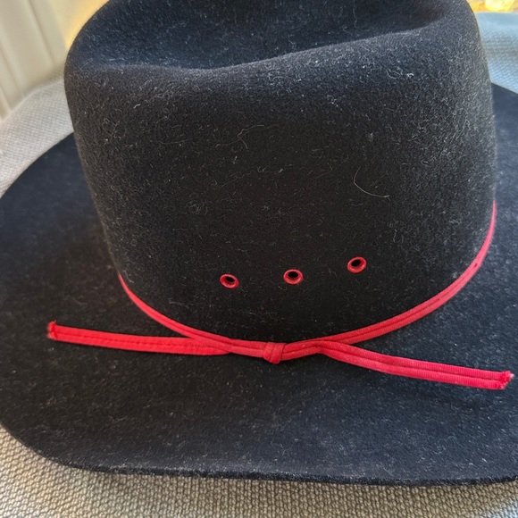 Black Felt Hat w/Red Band & Accents. American Hat Co Cowboy/Western. Size 6 5/8.